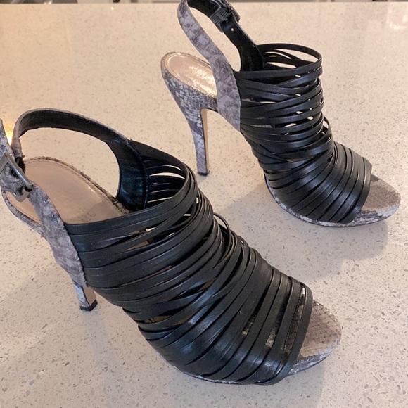 Vince Camuto strappy snakeskin heels - Picture 3 of 16